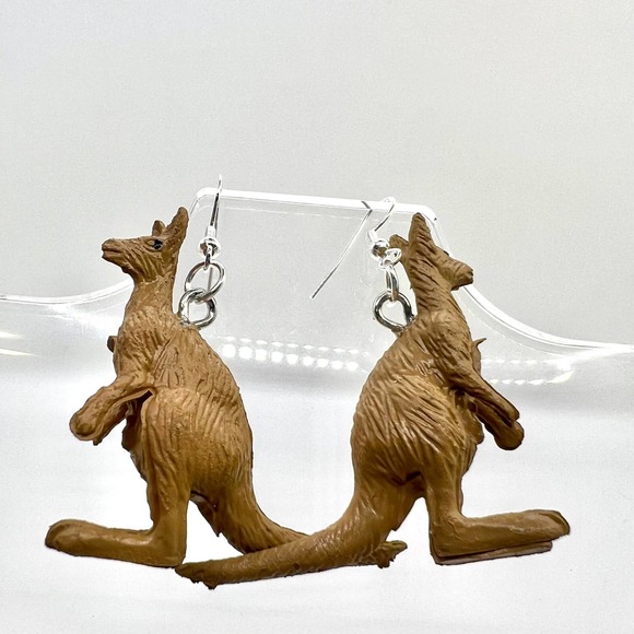 Kangaroo Earrings - Aussie Earrings - Animal Earrings - Teacher Earrings - Picture 6 of 10